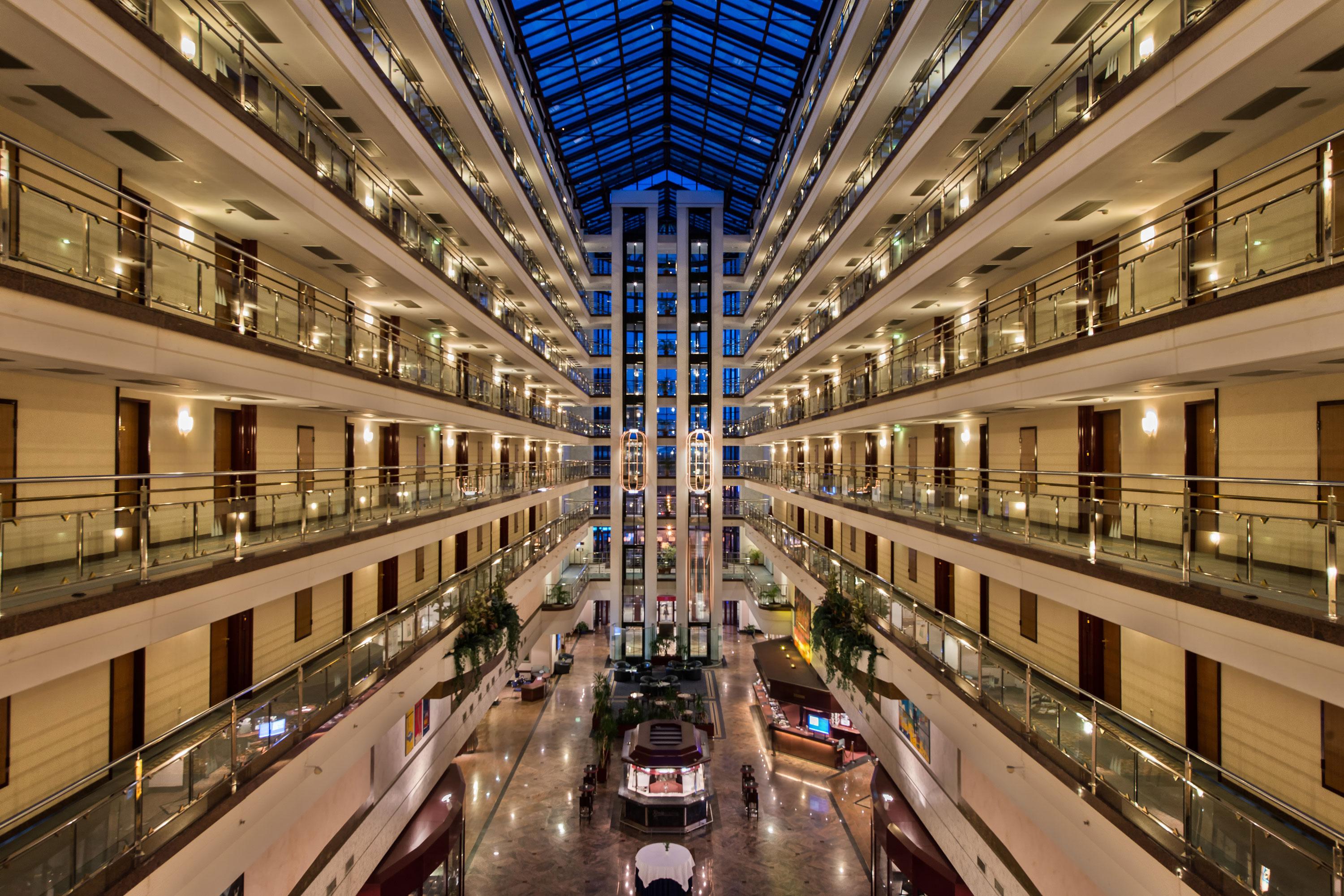 Maritim Hotel Magdeburg Bagian luar foto