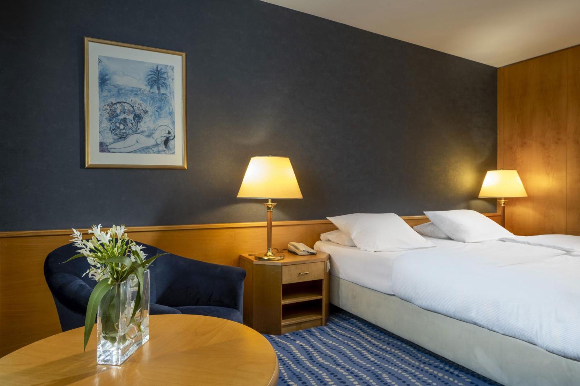 Maritim Hotel Magdeburg Bagian luar foto