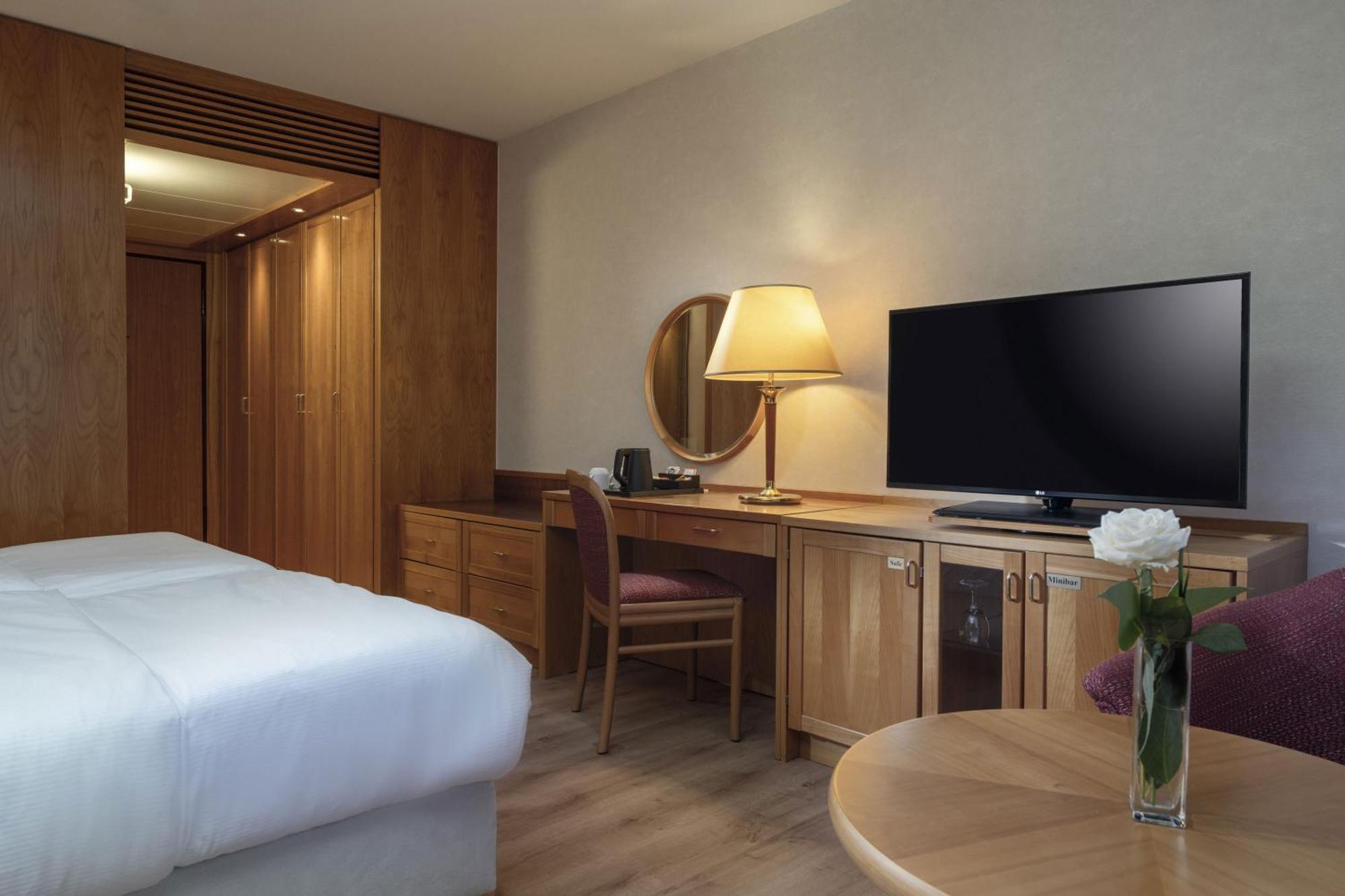 Maritim Hotel Magdeburg Bagian luar foto
