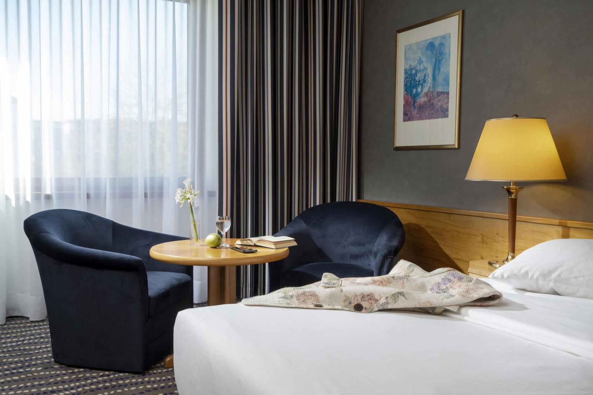 Maritim Hotel Magdeburg Bagian luar foto